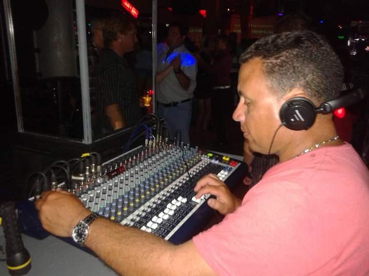 DJ SERVICE